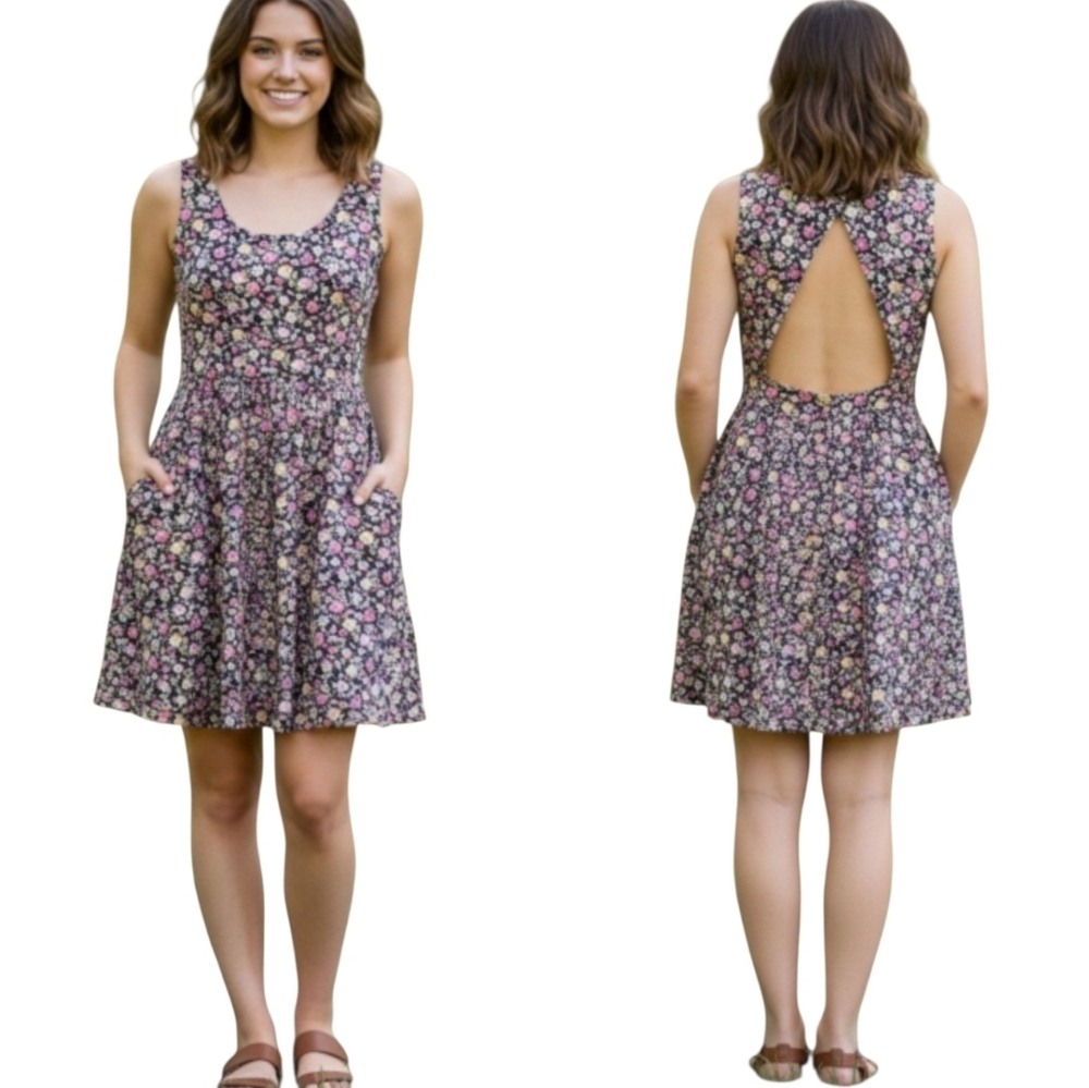 Forever 21 Floral Dress Size Small Sleeveless Backless Sundress with Pockets